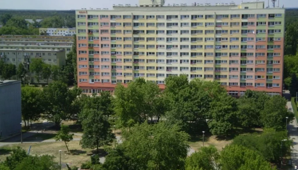 Modernistyczne bloki, schrony i podziemne przejścia – poznaj ciekawostki Bydgoskiego Manhattanu!